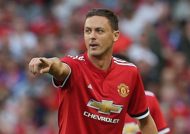 牢牢掌控在 牢牢掌控在